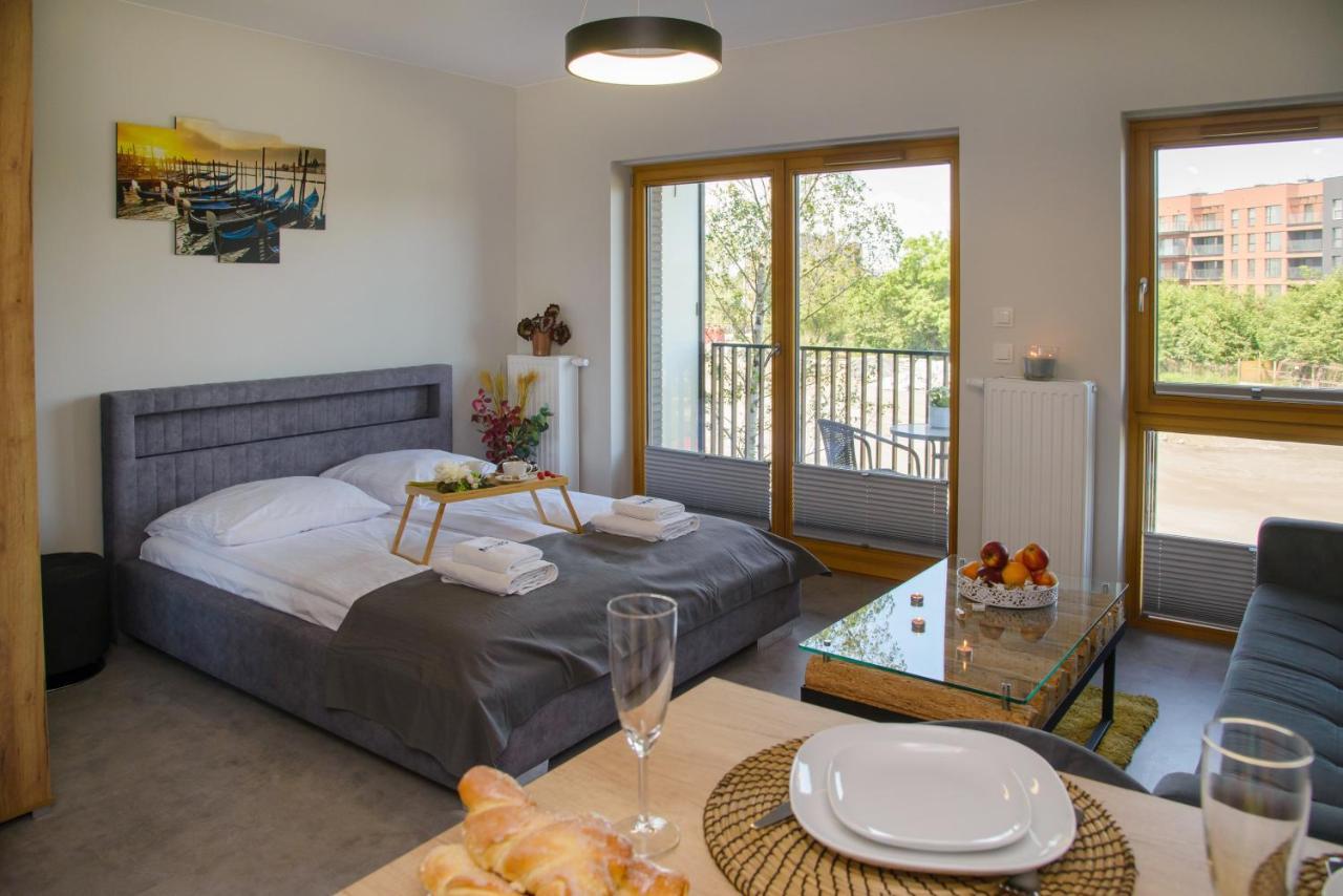 Maya'S Flats & Resorts 15 - Nadmotlawie กดัญสก์ ภายนอก รูปภาพ