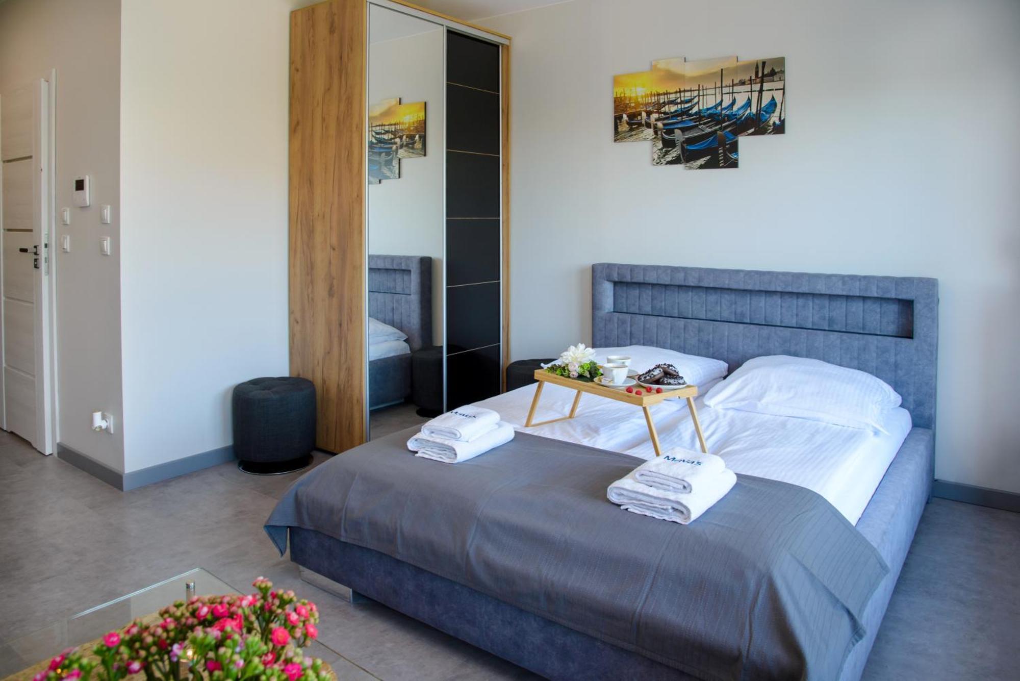 Maya'S Flats & Resorts 15 - Nadmotlawie กดัญสก์ ภายนอก รูปภาพ