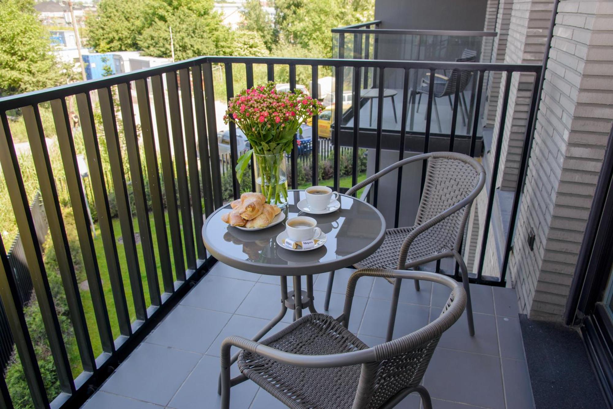 Maya'S Flats & Resorts 15 - Nadmotlawie กดัญสก์ ภายนอก รูปภาพ